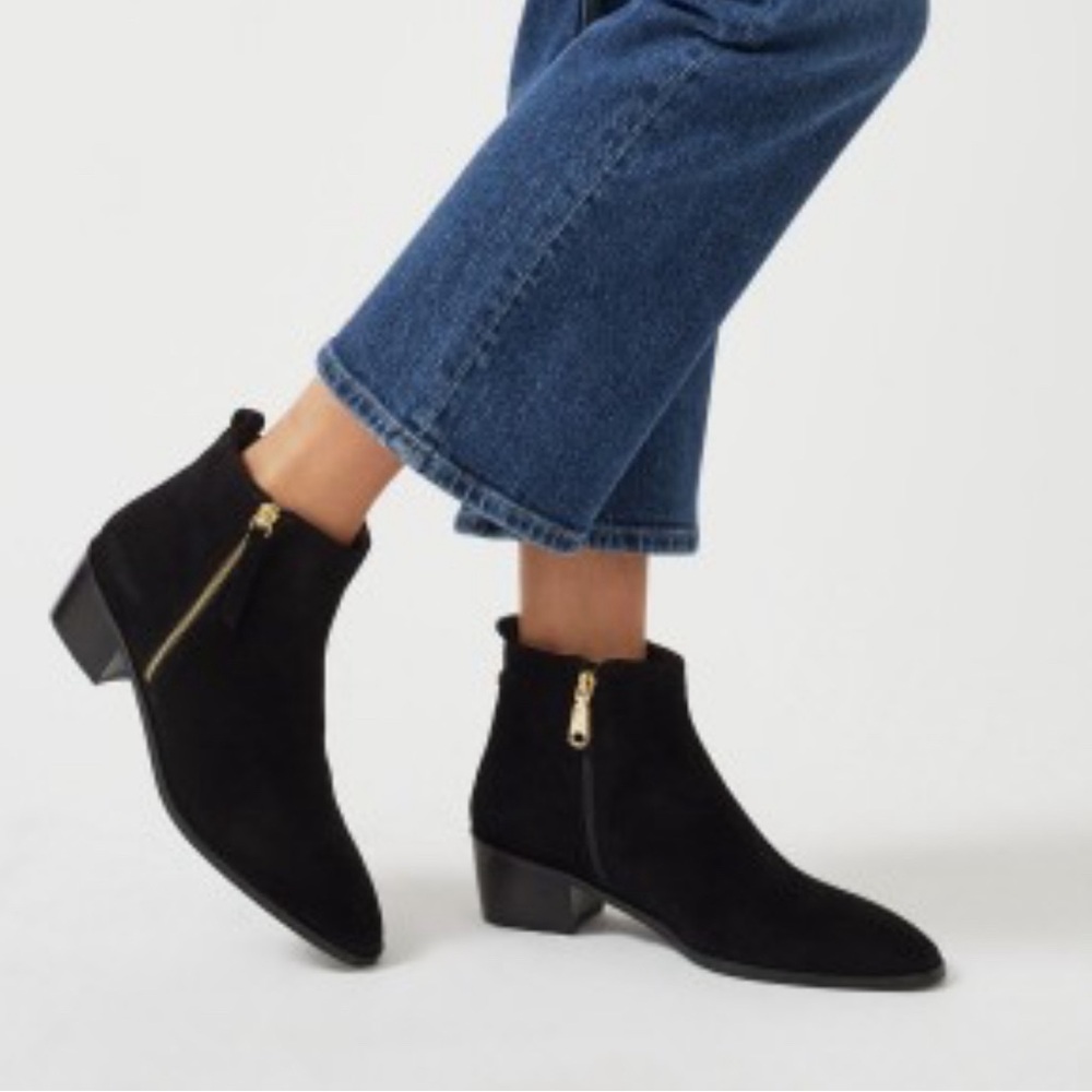 Studio Works.Black Boots